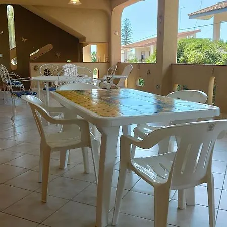 Villa Giusy Fontane Bianche Extérieur photo